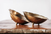 Load image into Gallery viewer, Decorative - Brass Bowls/ x 2
